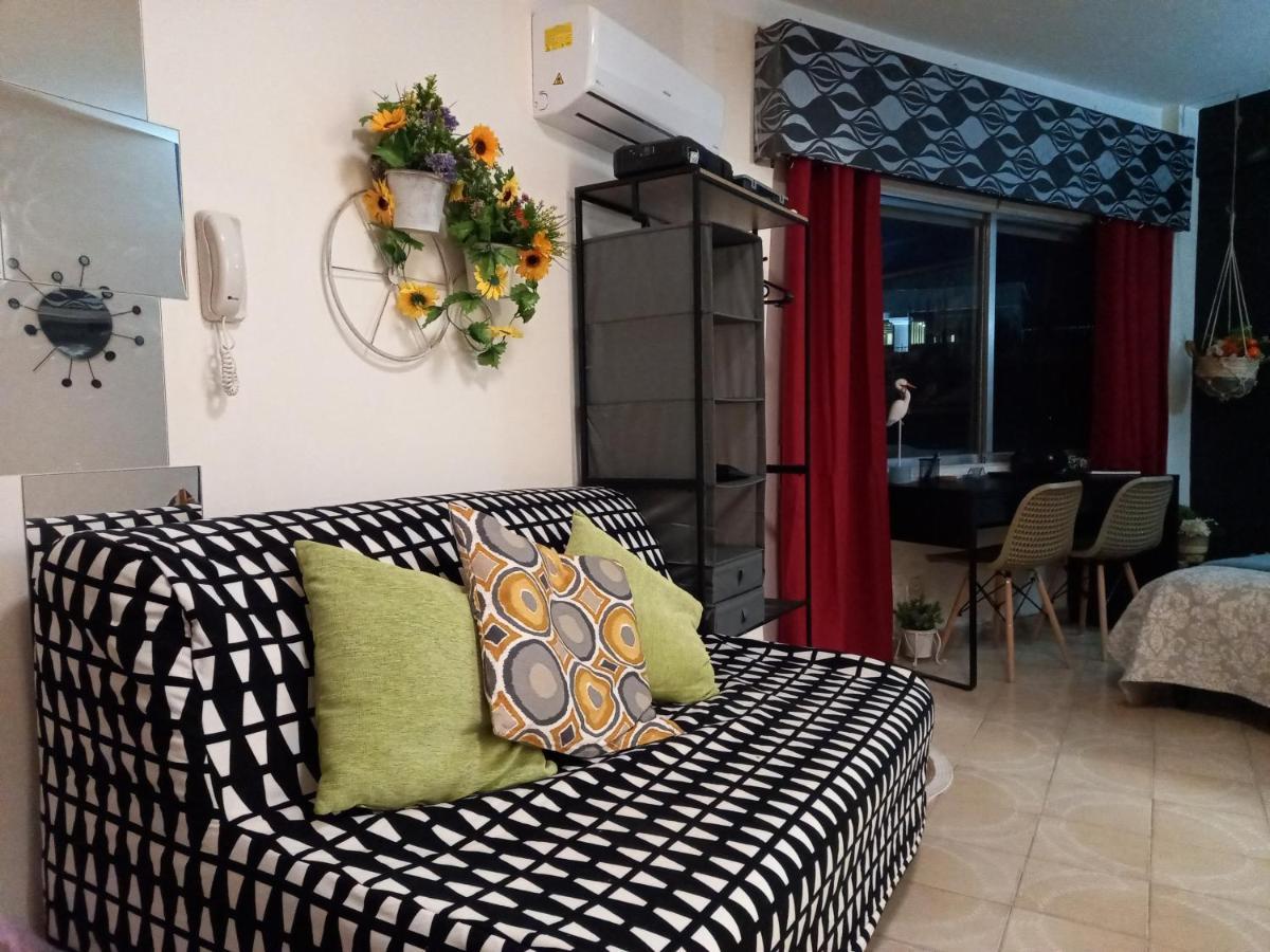 לימסול Artemis Boutique Apartment 2 מראה חיצוני תמונה
