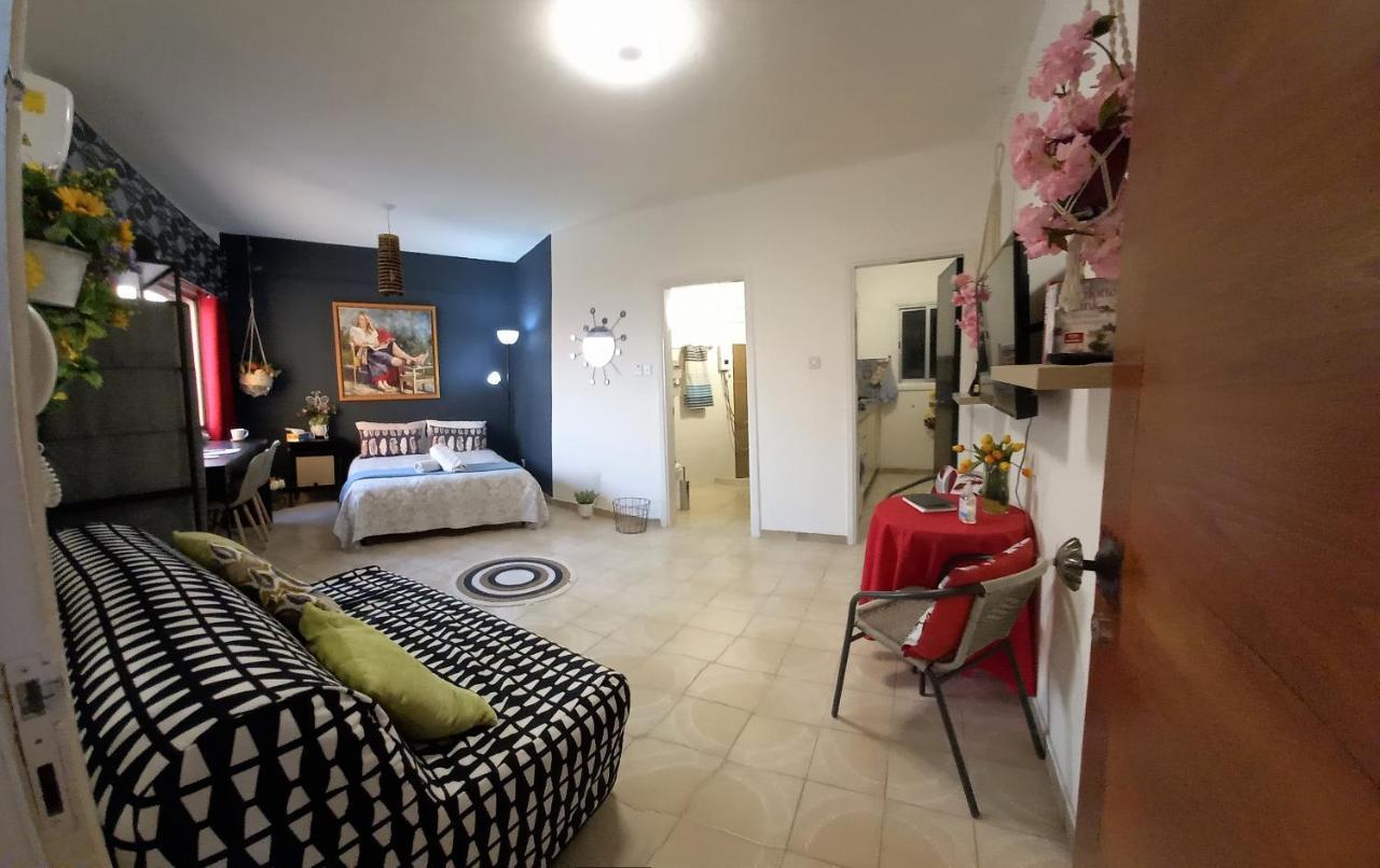 לימסול Artemis Boutique Apartment 2 מראה חיצוני תמונה